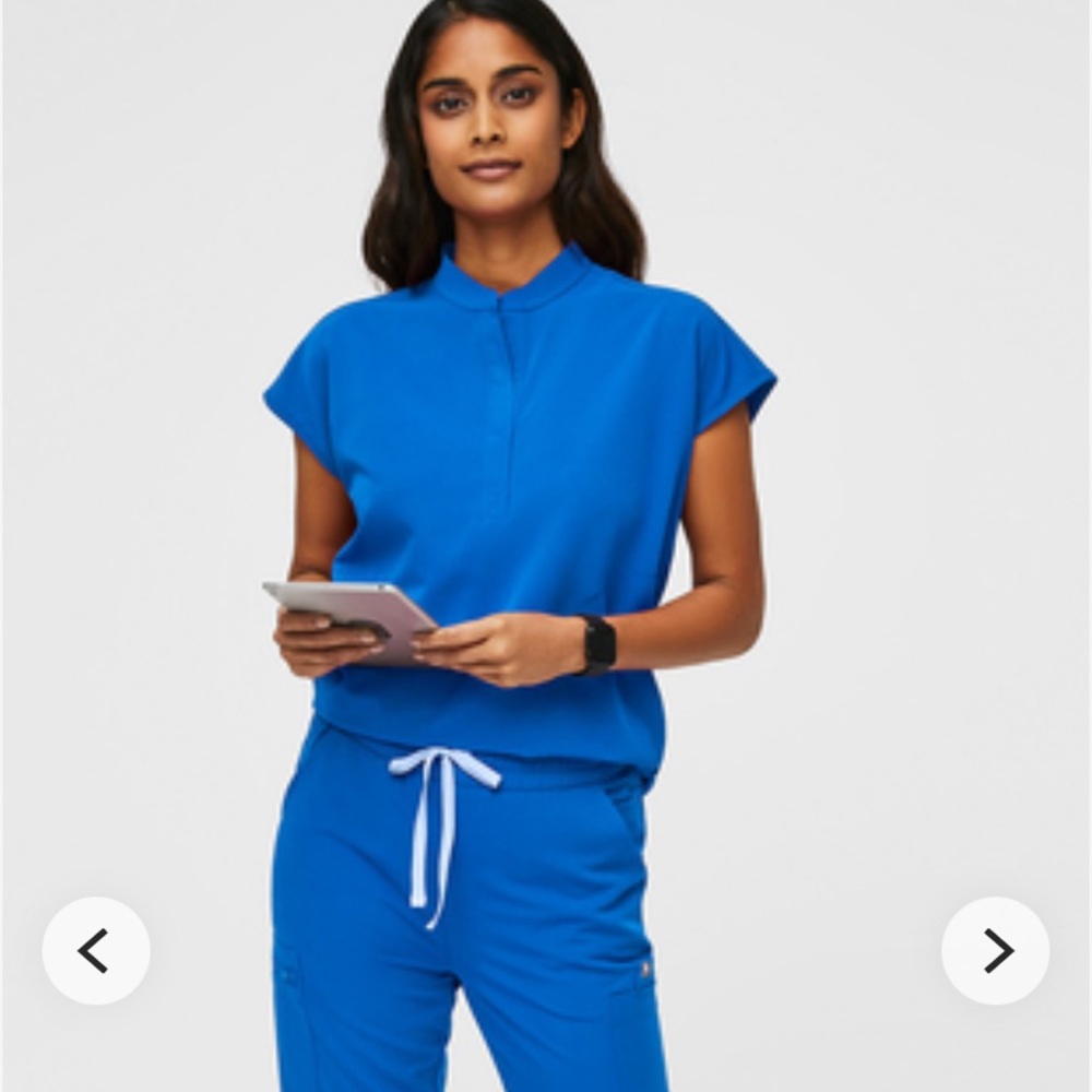 Figs Rafaela Oversized Scrub Top